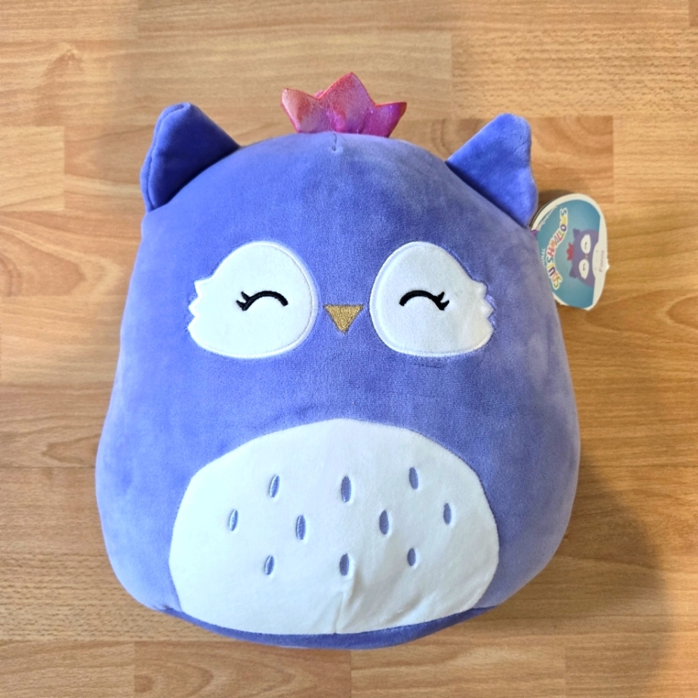 BNWT Fania Purple owl princess squishmallow